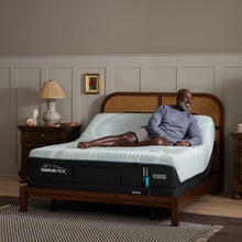 Load image into Gallery viewer, Tempur-Pedic® TEMPUR-ProAdapt® Medium Hybrid Mattress (2024)