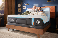 Load image into Gallery viewer, Tempur-Pedic - TEMPUR-Breeze® LuxeBreeze® Firm Mattress (2023)