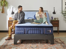Load image into Gallery viewer, Stearns &amp; Foster Lux Estate Hybrid Collection - Lux Estate Hybrid Soft Mattress